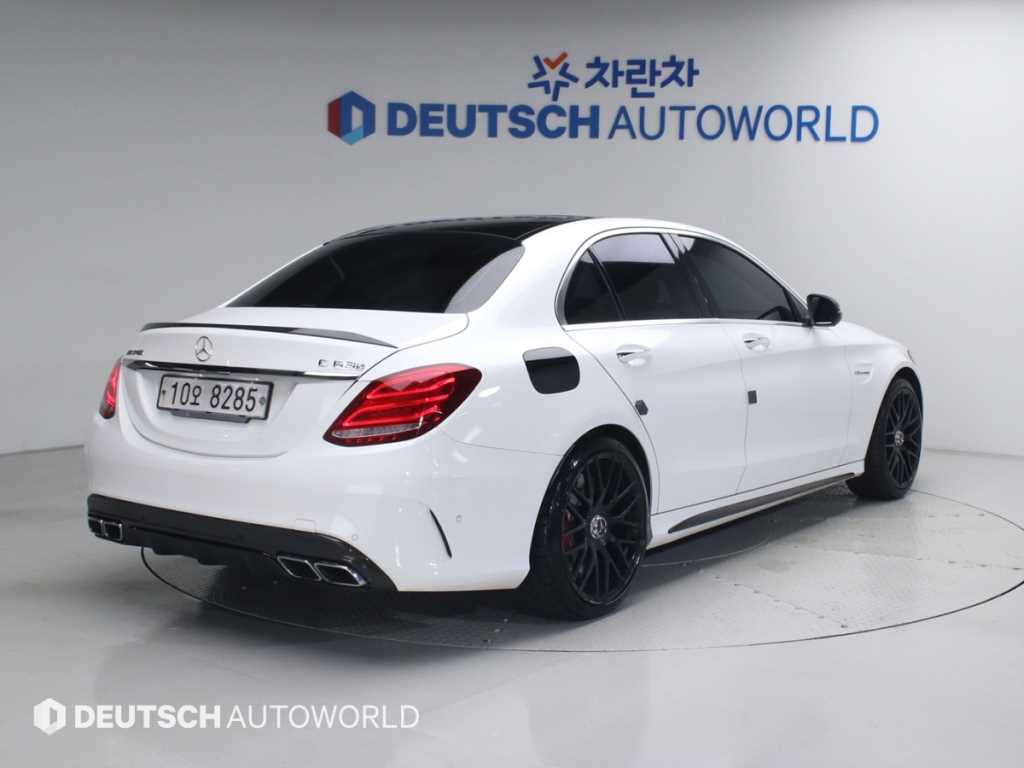 Mercedes Benz C Class - Vista 2
