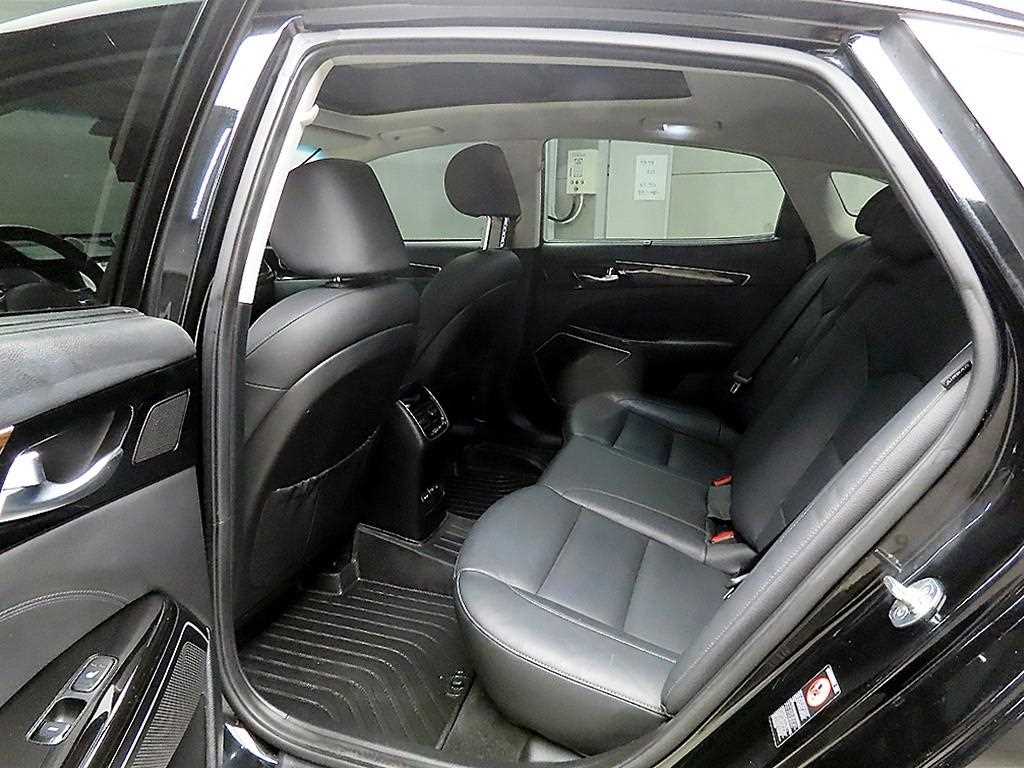 KIA K7 - Vista 6
