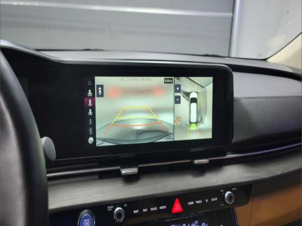KIA Carnival - Vista 8