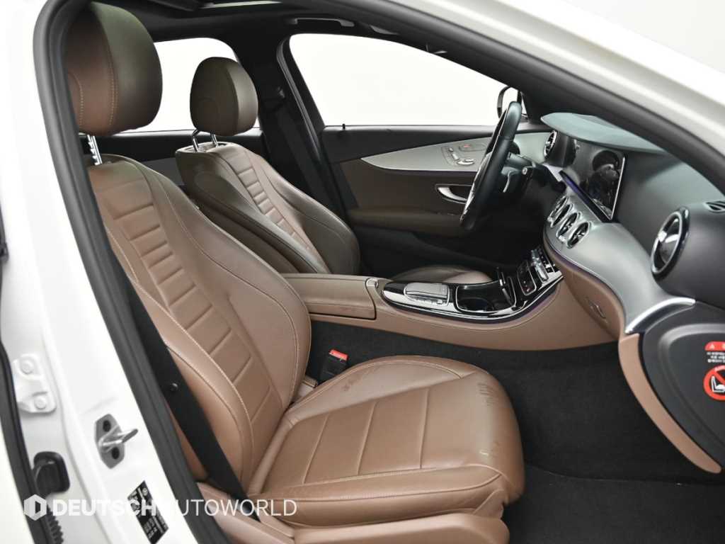 Mercedes Benz E class - Vista 10