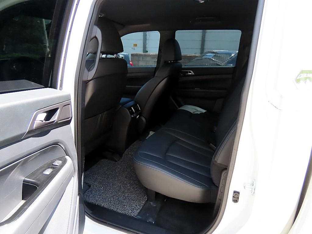 Ssangyong Rexton - Vista 6