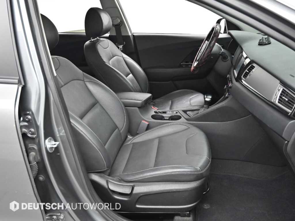 KIA Niro - Vista 10
