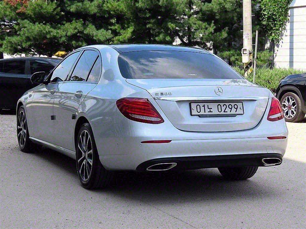[벤츠]E-클래스 W213 E300 아방가르드 - миниатюра 3