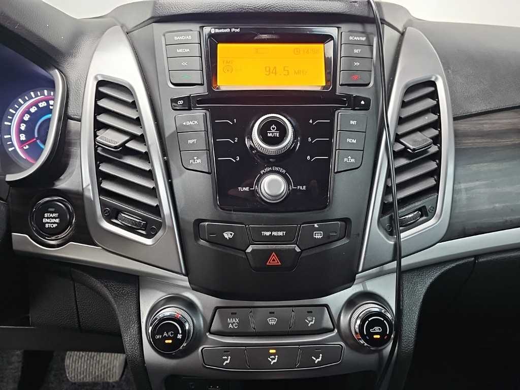 Ssangyong Korando - Vista 10
