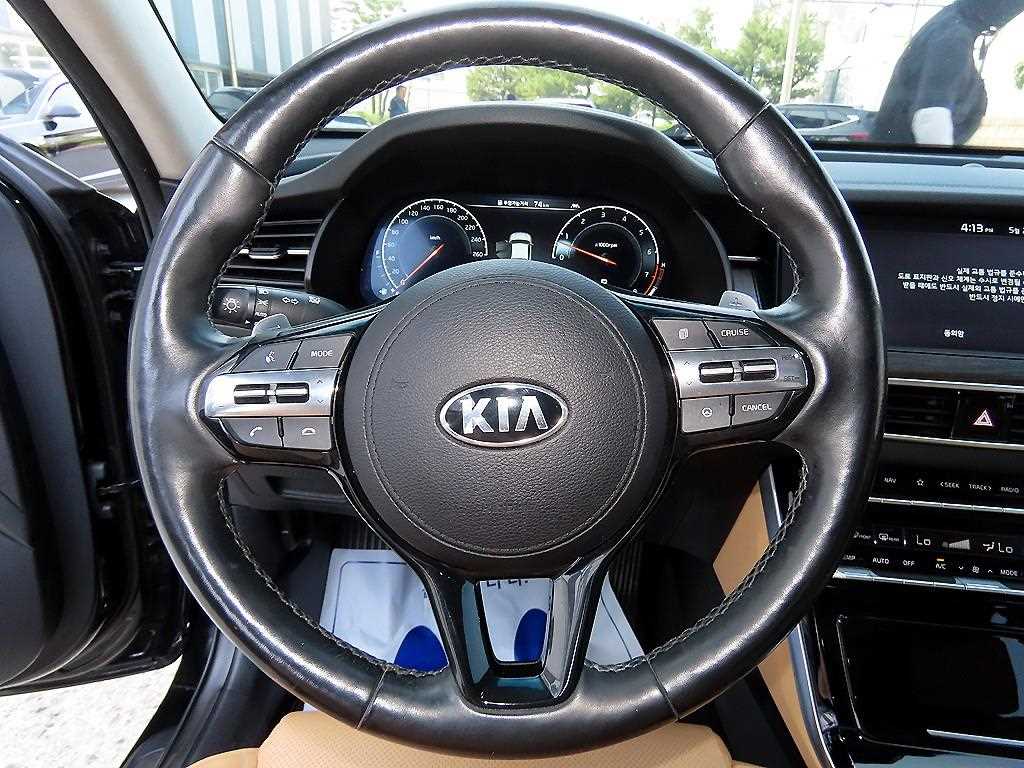 KIA K7 - Vista 8