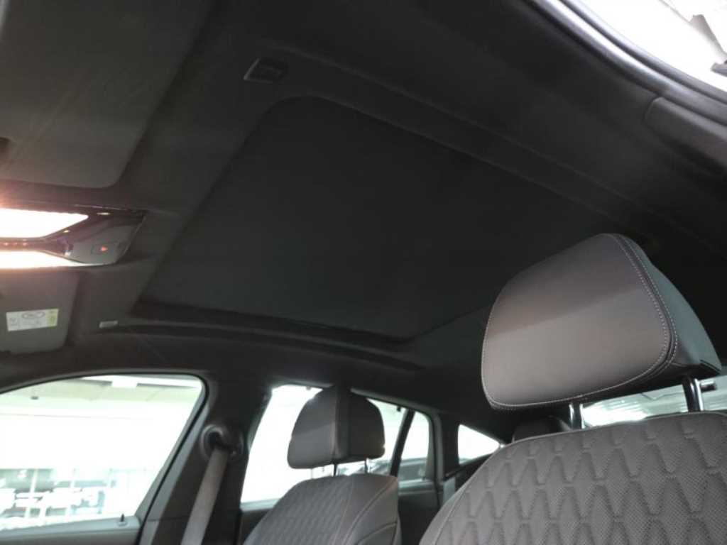 BMW X6 - Vista 12