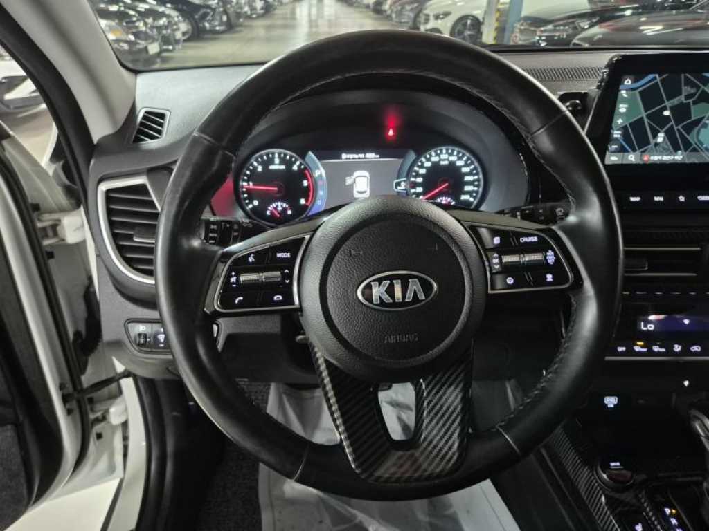 KIA Seltos - Vista 11