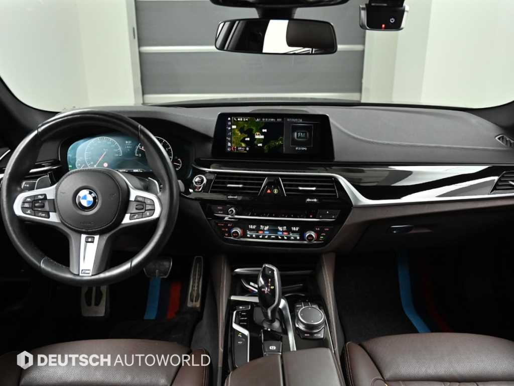 BMW 5 Series - Vista 7