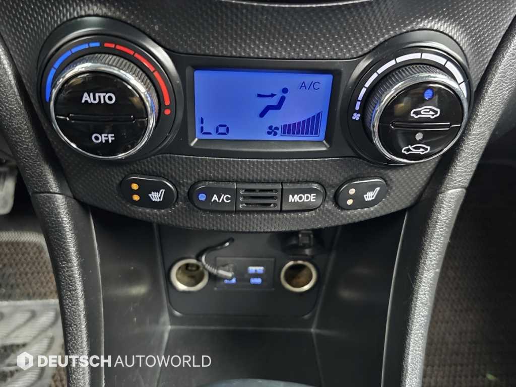 HYUNDAI Accent 2014 Blanco - Importación desde Corea - HF Imports Iquique - Foto 17