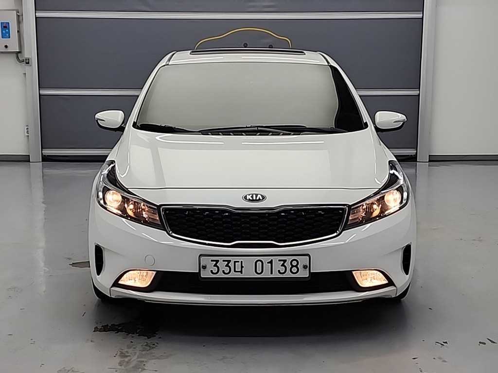 KIA K3 - Vista 2