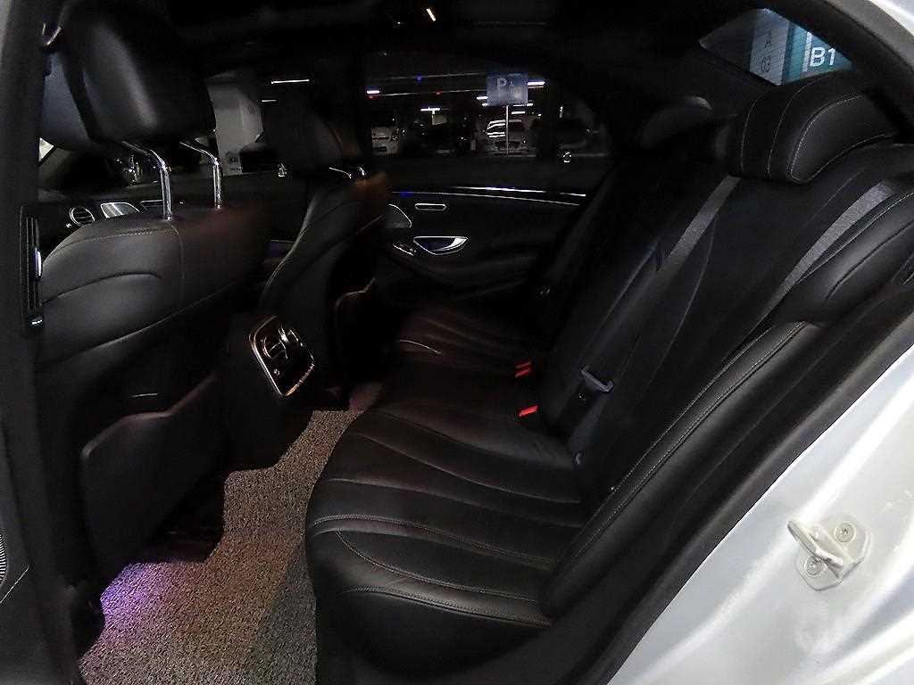 Mercedes Benz S Class - Vista 7