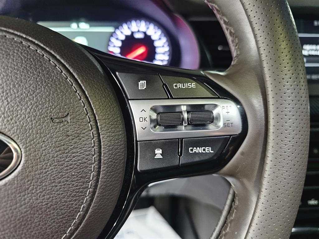 KIA K7 - Vista 11