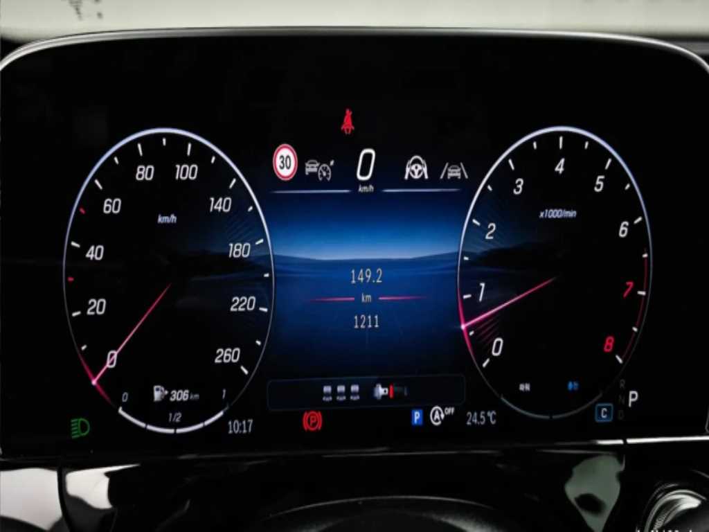 Mercedes Benz E class - Vista 10