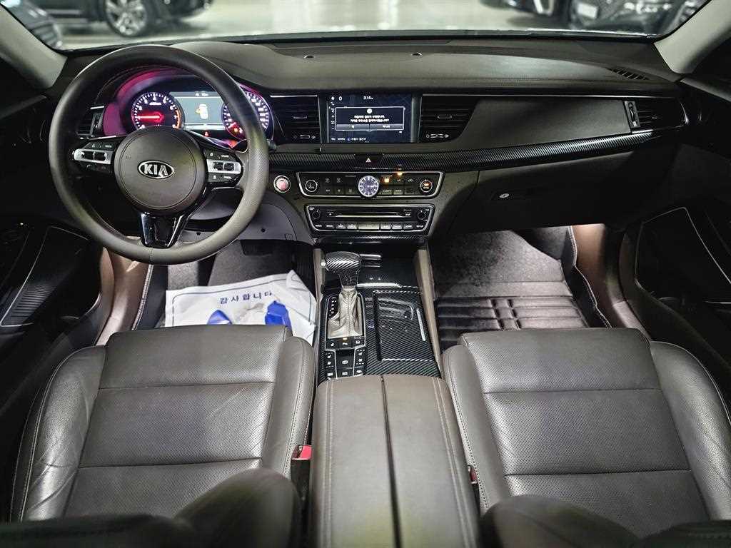 KIA K7 - Vista 5