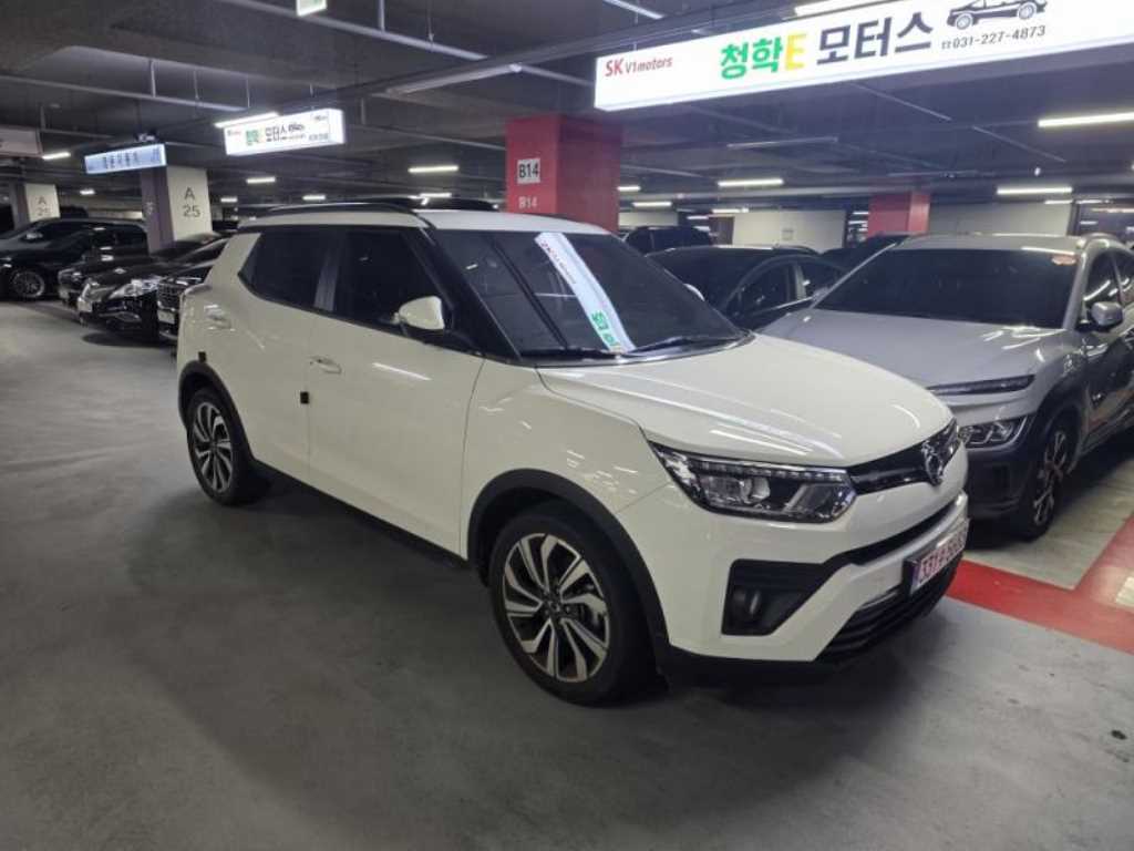 Ssangyong Tivoli - Vista 2