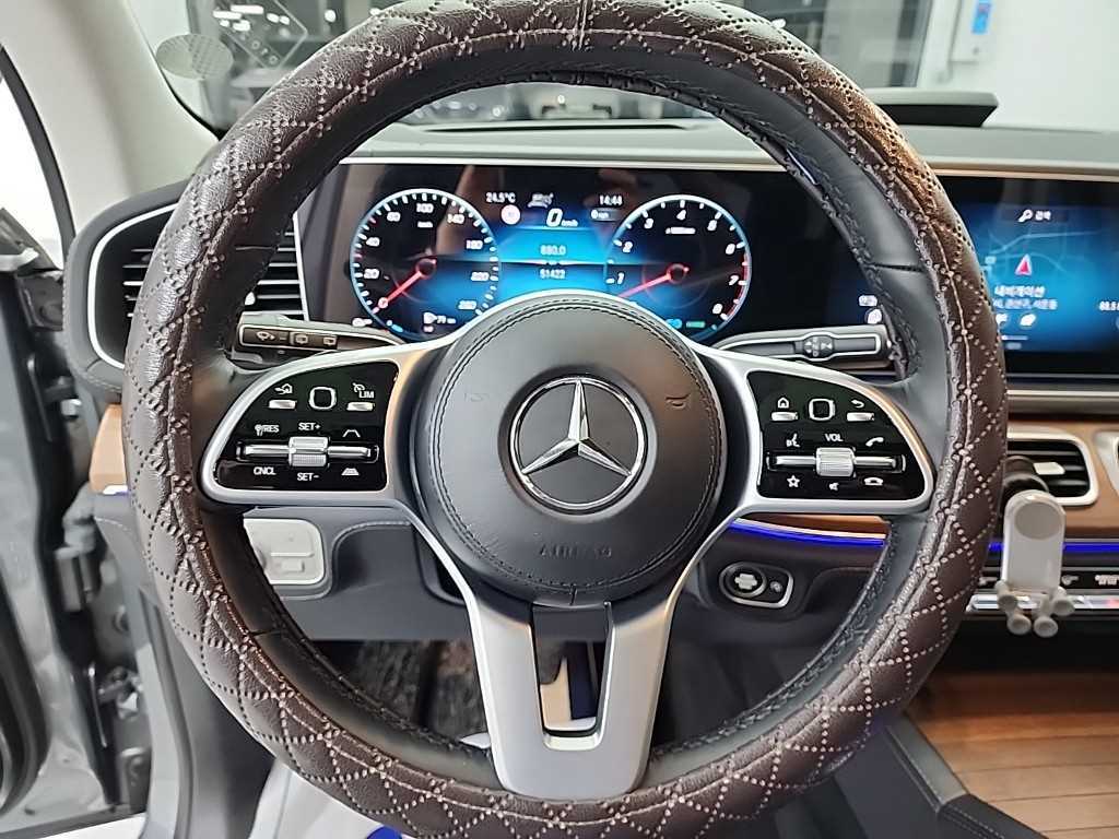 Mercedes Benz GLE Class - Vista 9