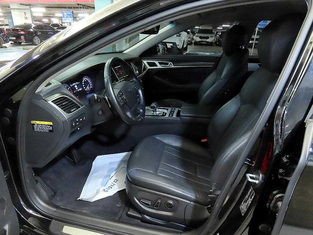 Genesis G80 - Vista 6