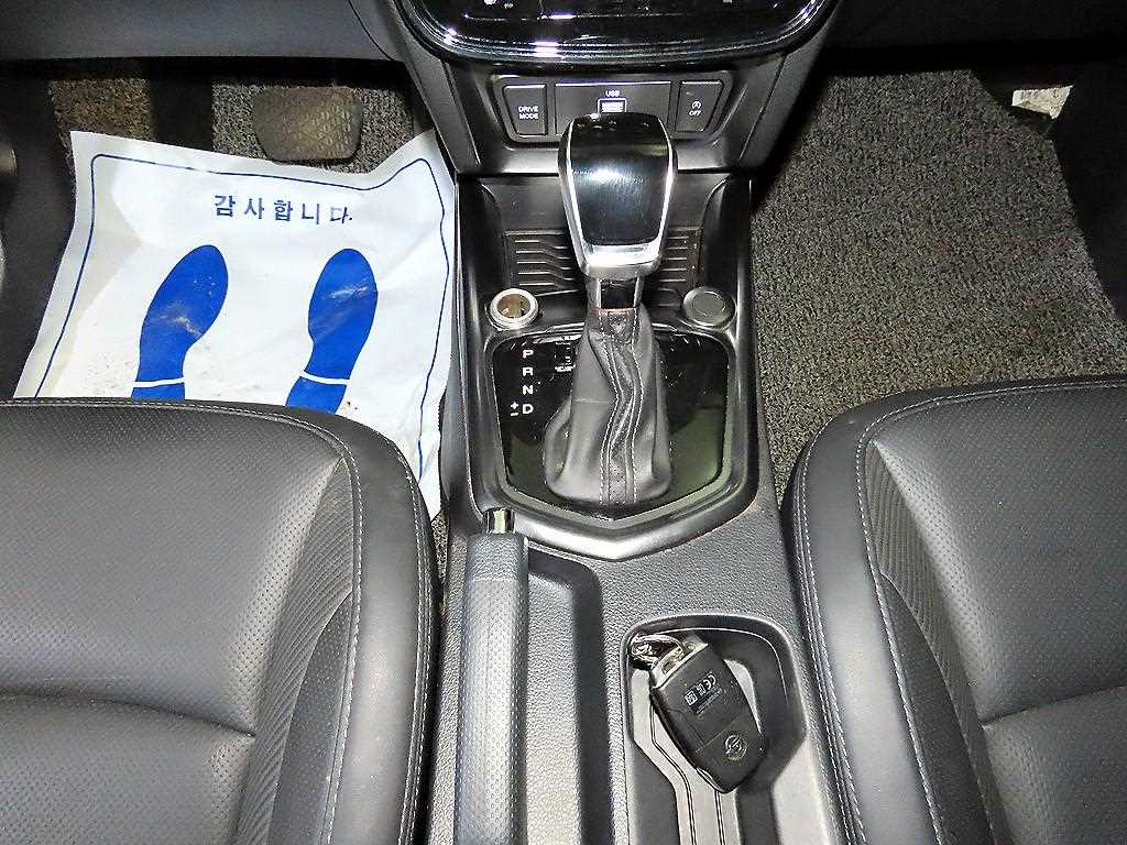 Ssangyong Tivoli - Vista 12