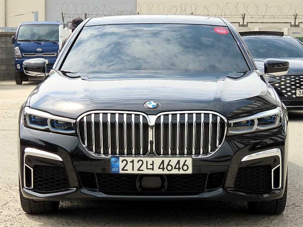 BMW 7 Series 2022 Negro - Importación desde Corea - HF Imports Iquique - Foto 1