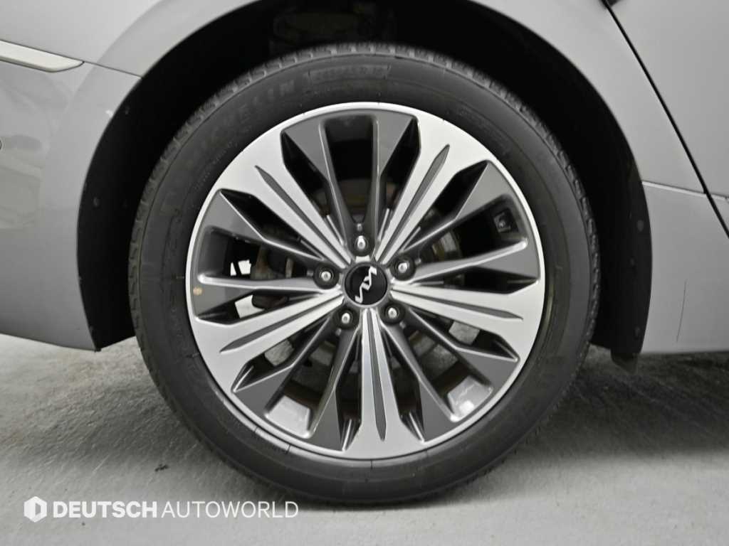 KIA K8 - Vista 5