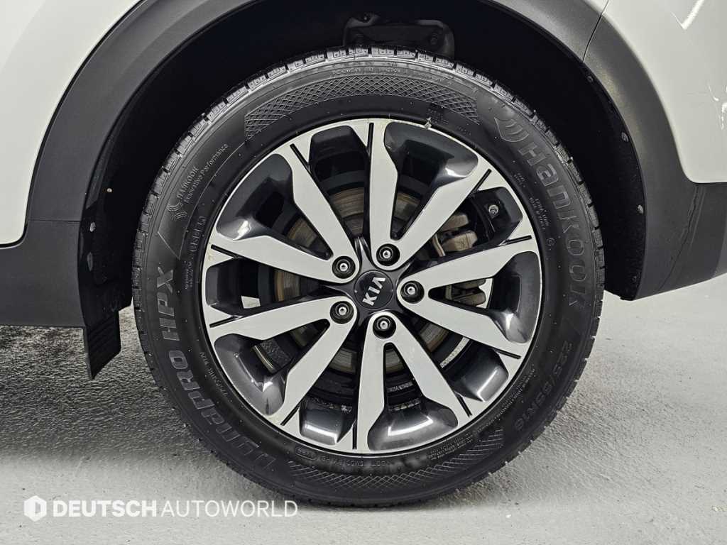 KIA Sportage - Vista 5