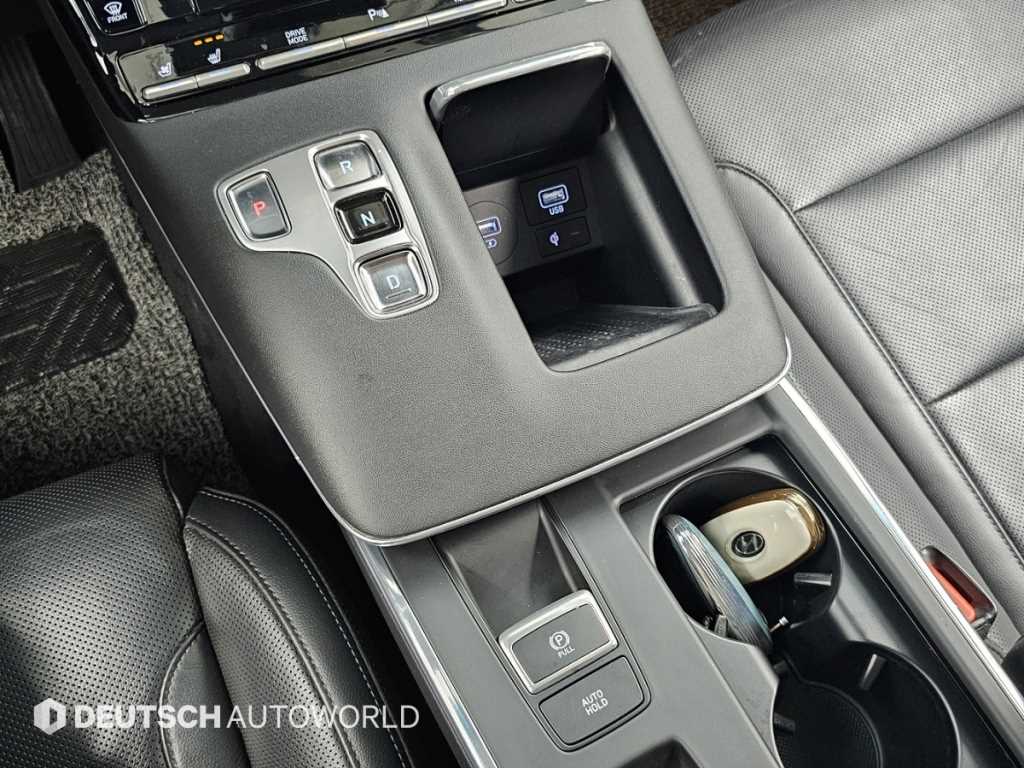 HYUNDAI Grandeur - Vista 9