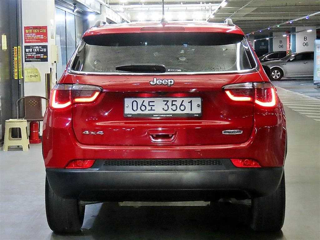 Jeep Compass - Vista 5