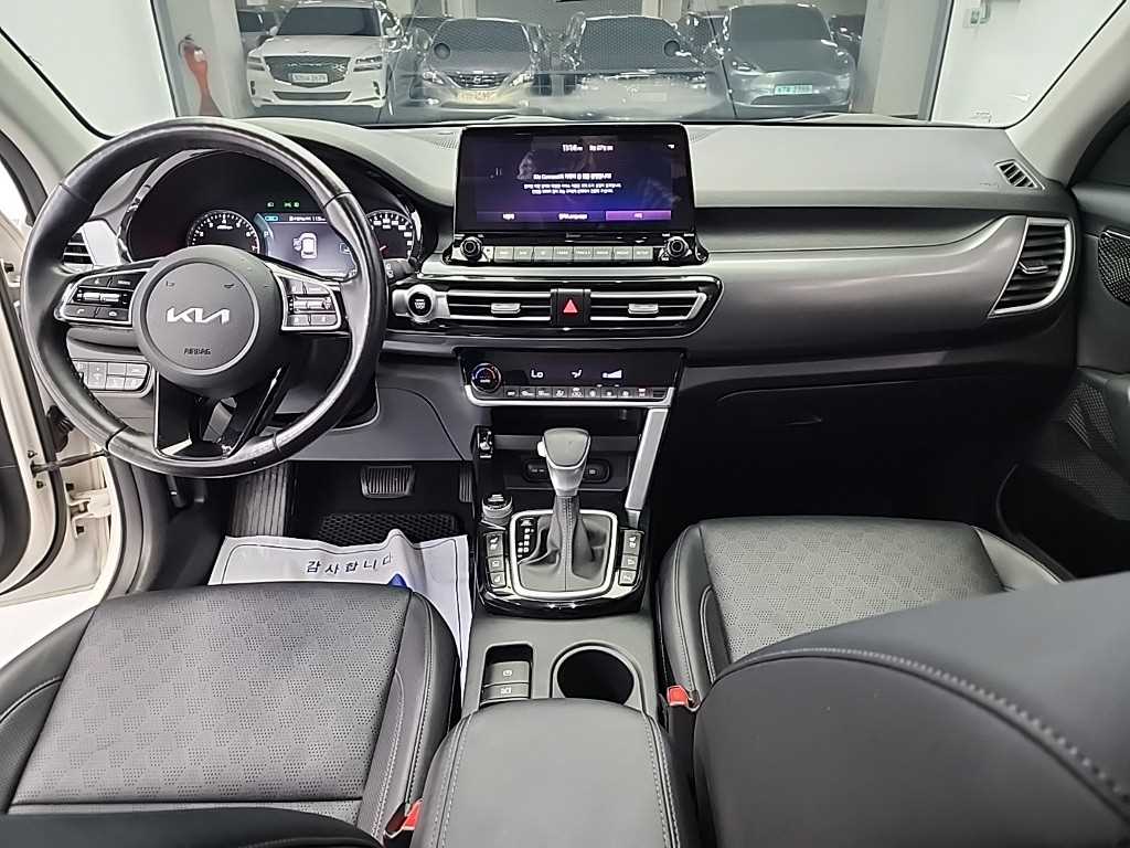 KIA Seltos - Vista 7
