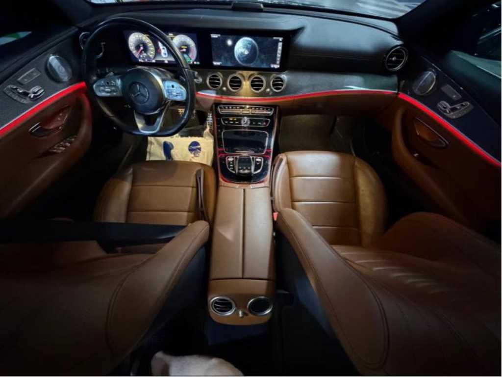 Mercedes Benz E class - Vista 6