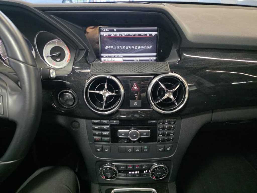 Mercedes Benz GLK Class - Vista 8