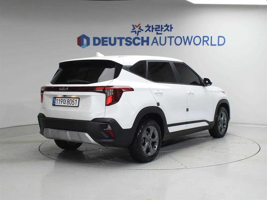 KIA Seltos - Vista 2
