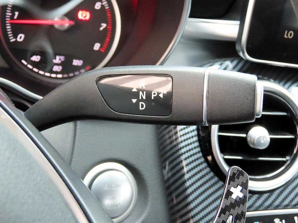 Mercedes Benz C Class - Vista 11