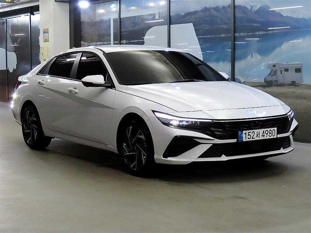 HYUNDAI Avante 2026 Blanco - Importación desde Corea - HF Imports Iquique - Foto 1
