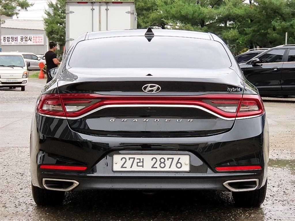 HYUNDAI Grandeur - Vista 4