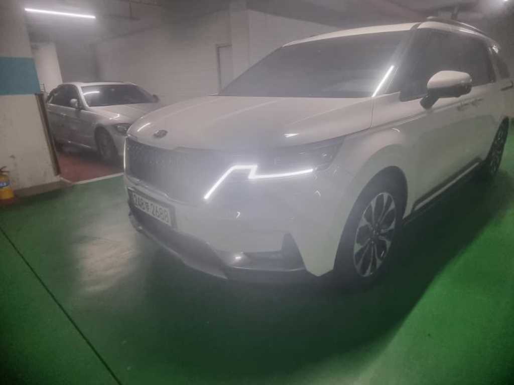KIA Carnival - Vista 3