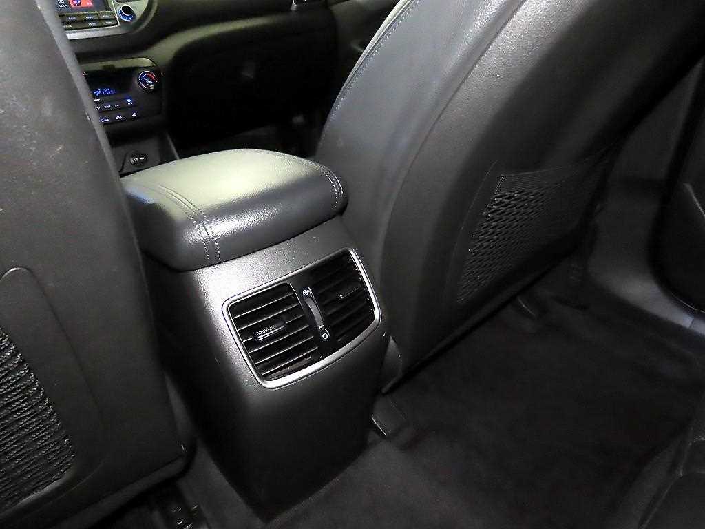 HYUNDAI Tucson 2017 Gris - Importación desde Corea - HF Imports Iquique - Foto 16