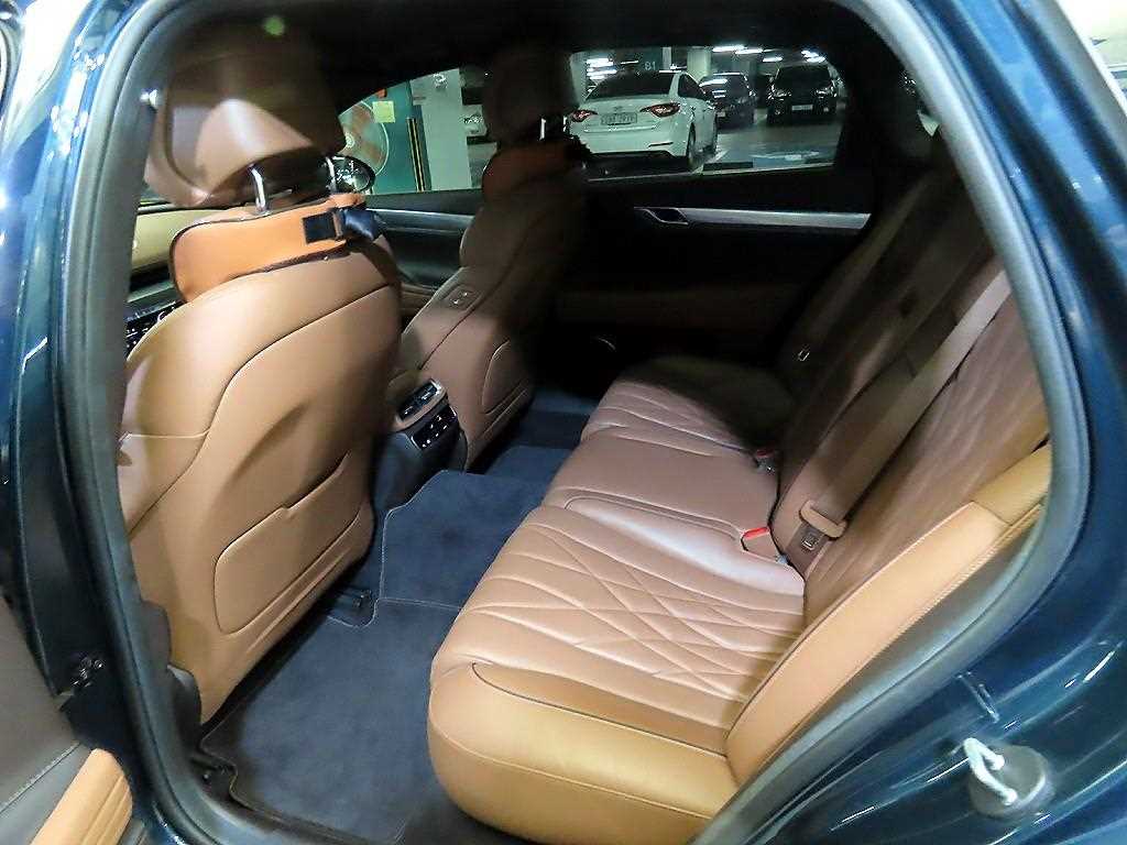 Genesis G80 - Vista 7