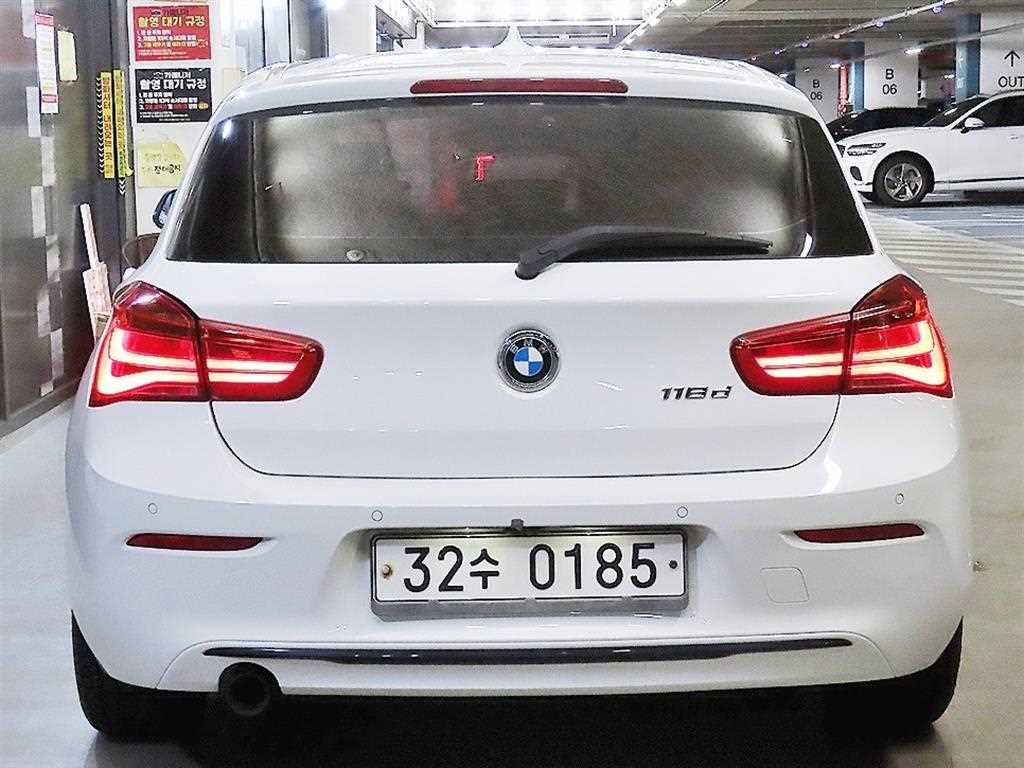 BMW 1 series - Vista 5