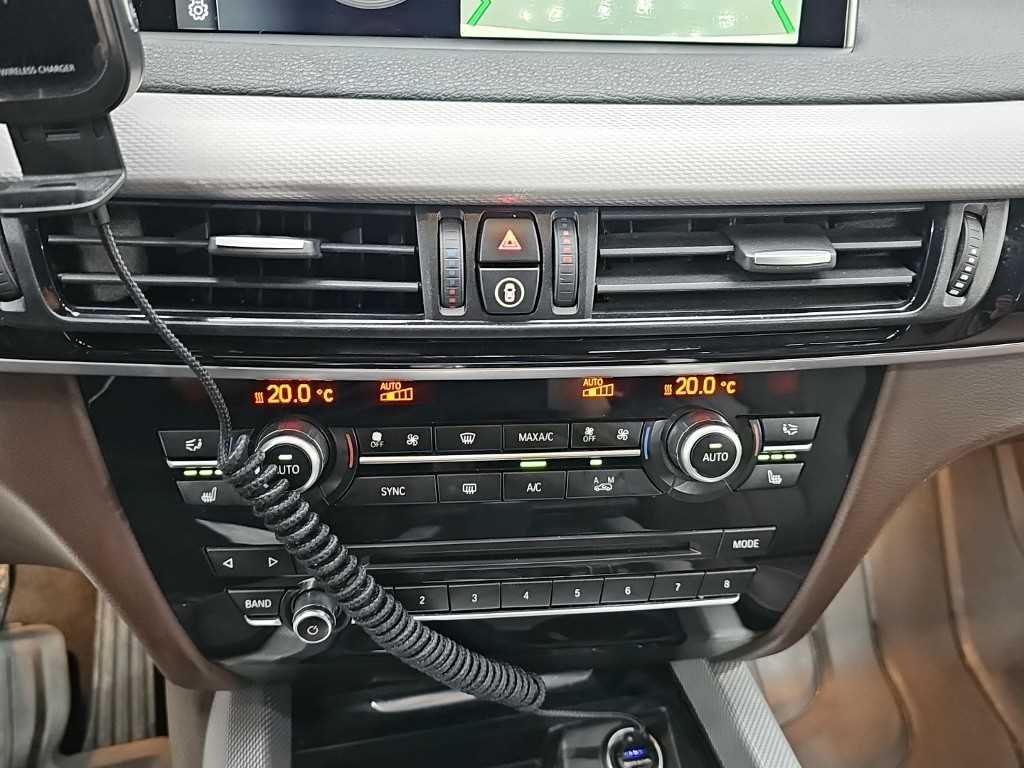 BMW X5 - Vista 10