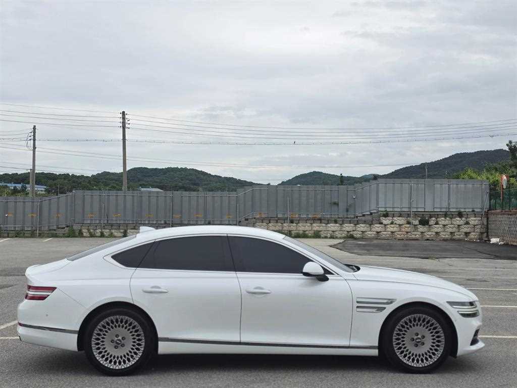 Genesis G80 - Vista 7
