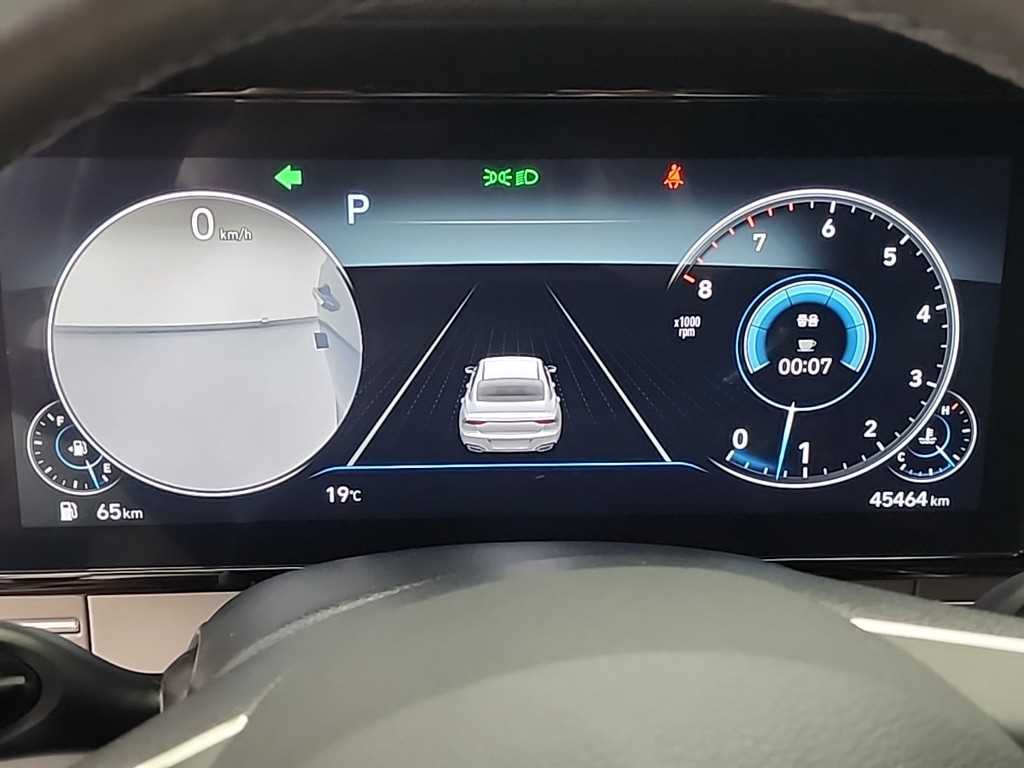 HYUNDAI Grandeur - Vista 6