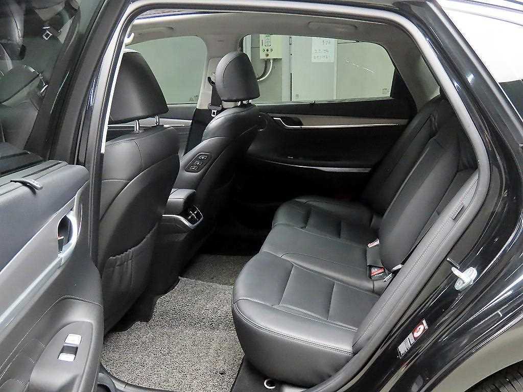 HYUNDAI Grandeur - Vista 6