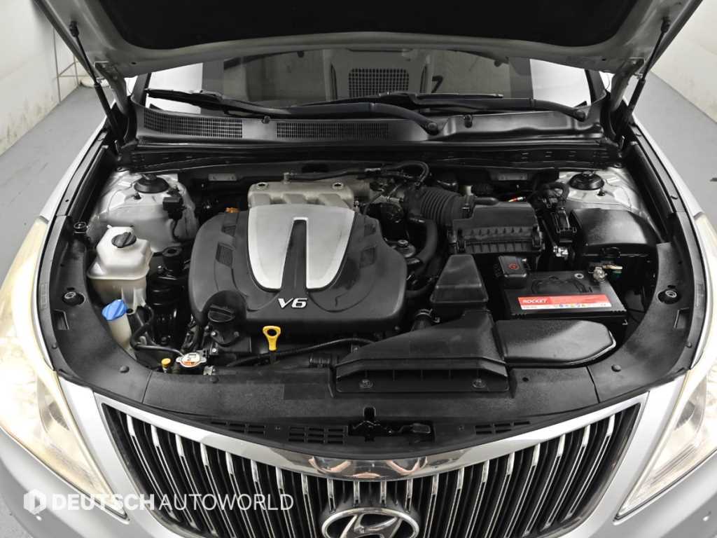 HYUNDAI Grandeur - Vista 6