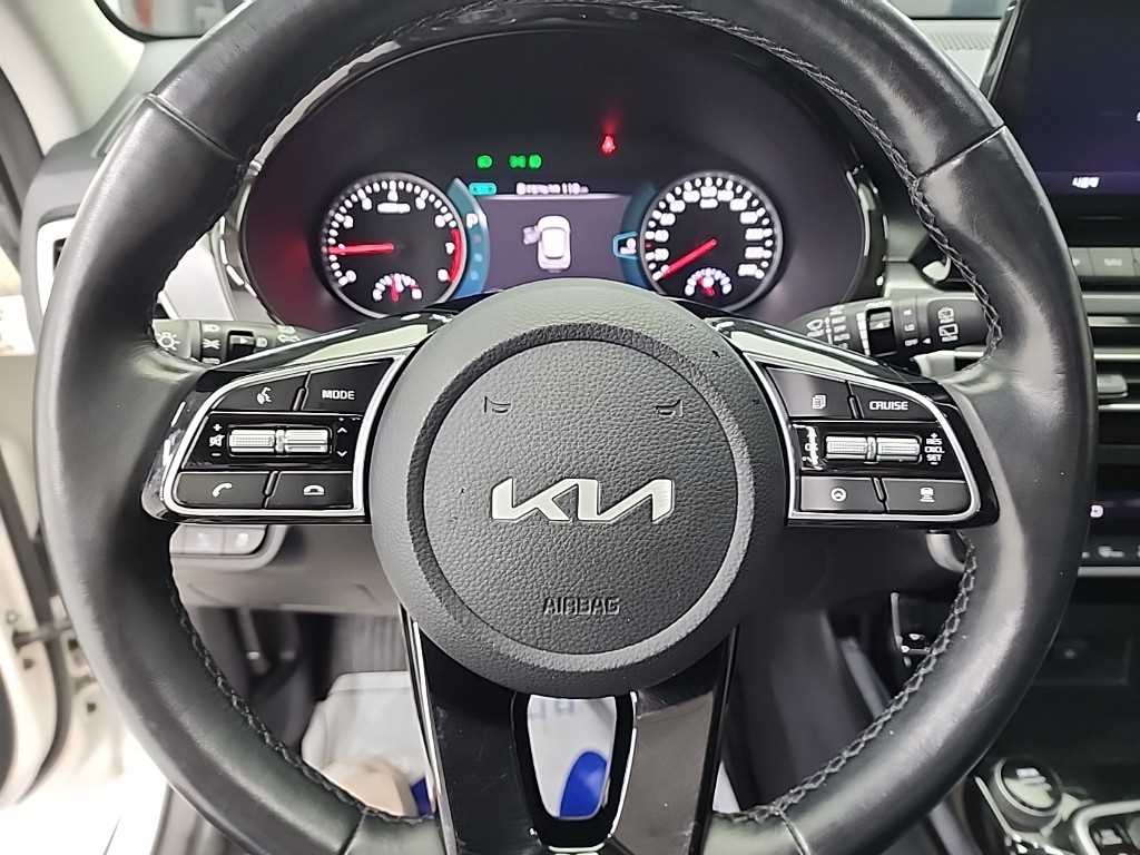 KIA Seltos - Vista 9
