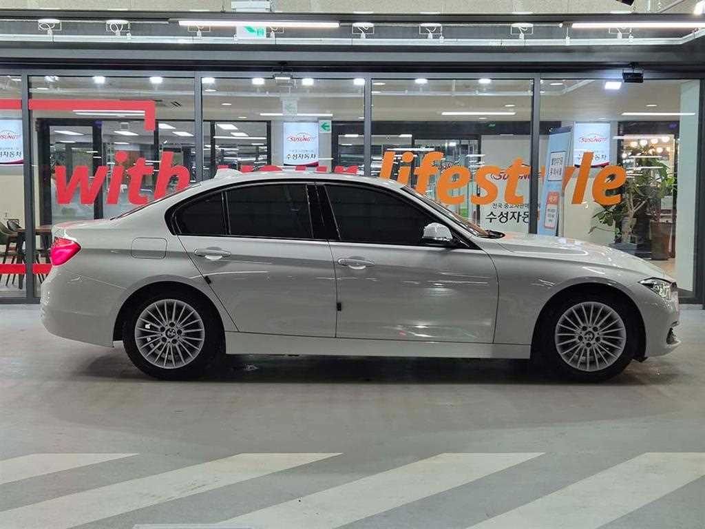 BMW 3 series - Vista 3