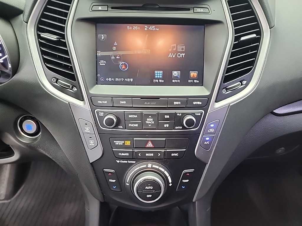 HYUNDAI Santa Fe - Vista 10