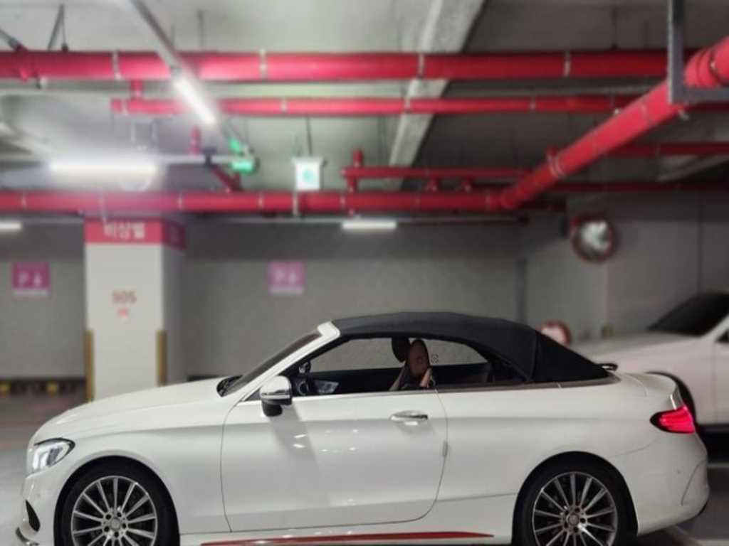 Mercedes Benz C Class - Vista 4