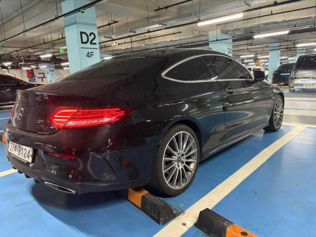 Mercedes Benz C Class - Vista 6
