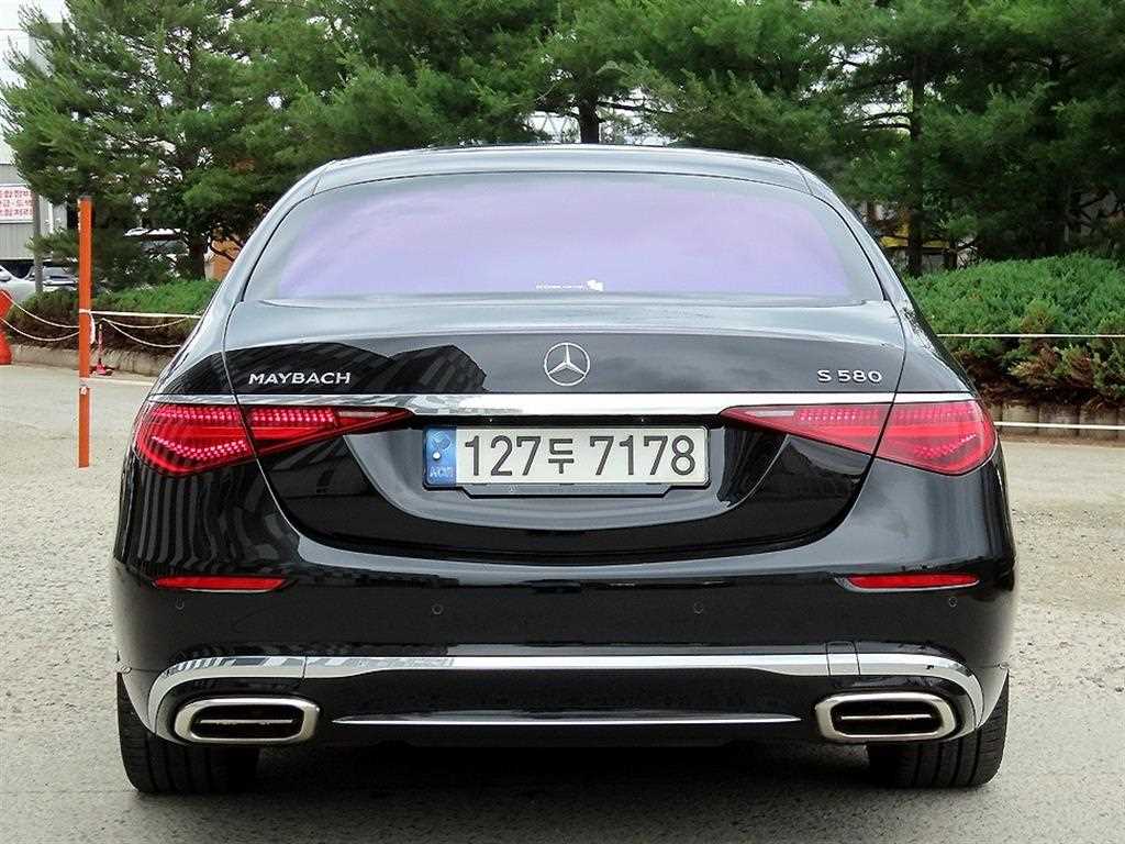 Mercedes Benz S Class - Vista 4