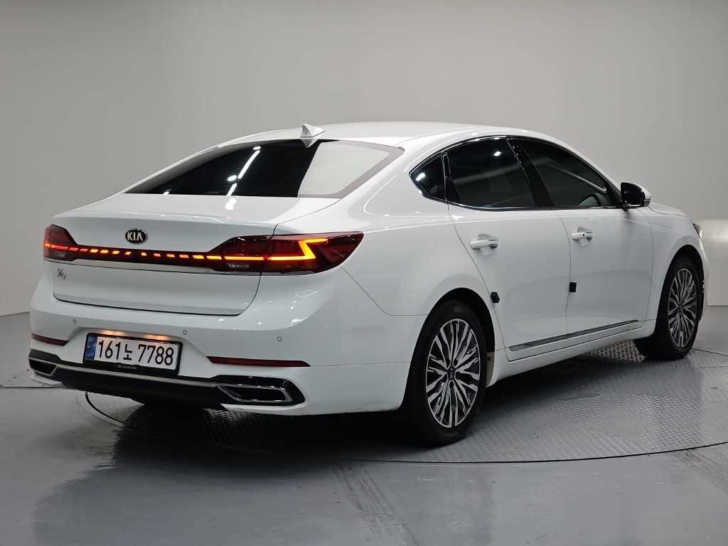 KIA K7 - Vista 4